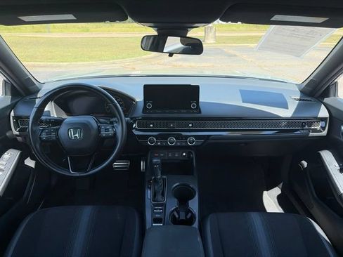 Used 2025 Honda Civic Sport image 7