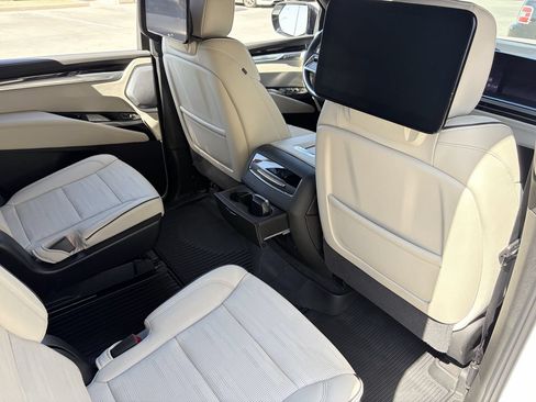 Certified 2025 Cadillac Escalade Sport w/ Touring Package AWD/4WD image 13