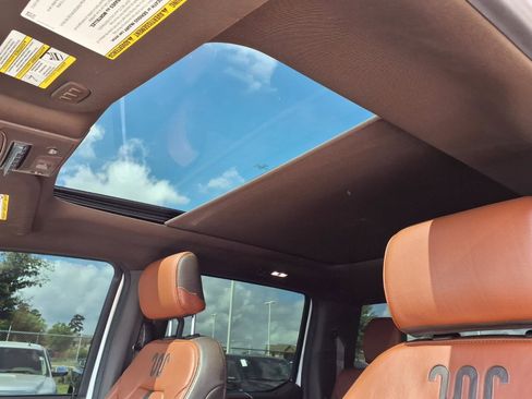 Used 2021 Ford F250 King Ranch w/ King Ranch Ultimate Package image 13