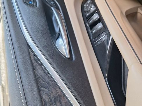 Used 2022 Cadillac Escalade ESV Premium Luxury AWD/4WD image 22