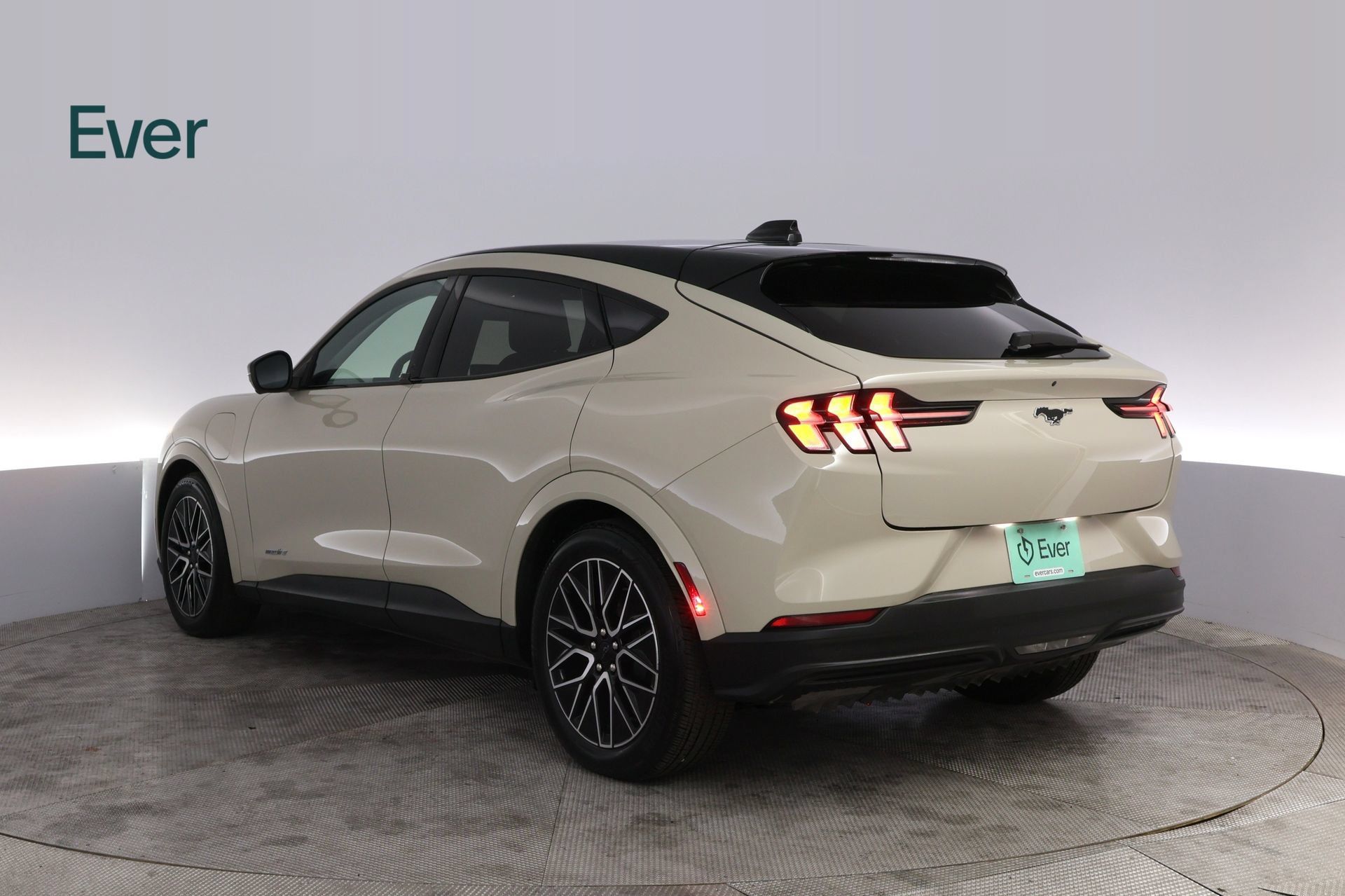Used 2025 Ford Mustang Mach-E Premium RWD image 17