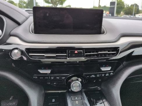 Used 2024 Acura MDX SH-AWD image 16