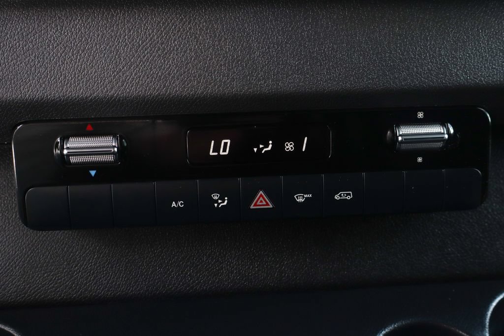 Used 2021 Mercedes-Benz Sprinter 3500 image 34