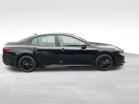 Certified 2026 Toyota Camry SE w/ Convenience Package FWD image 6