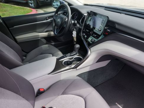 Used 2023 Toyota Camry LE FWD image 28