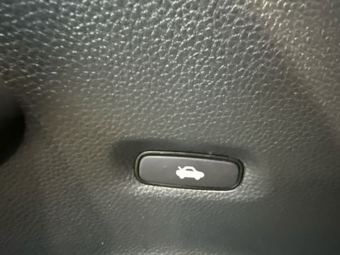 Certified 2025 Honda Civic Sport image 17