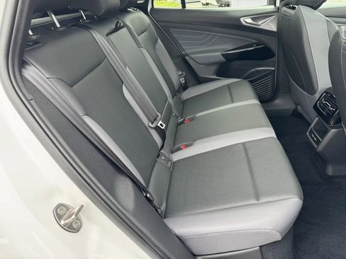 Used 2023 Volkswagen ID.4 Pro S AWD/4WD image 27