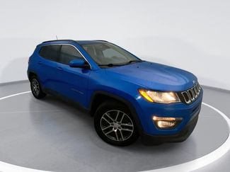 Used 2019 Jeep Compass Latitude FWD video 1