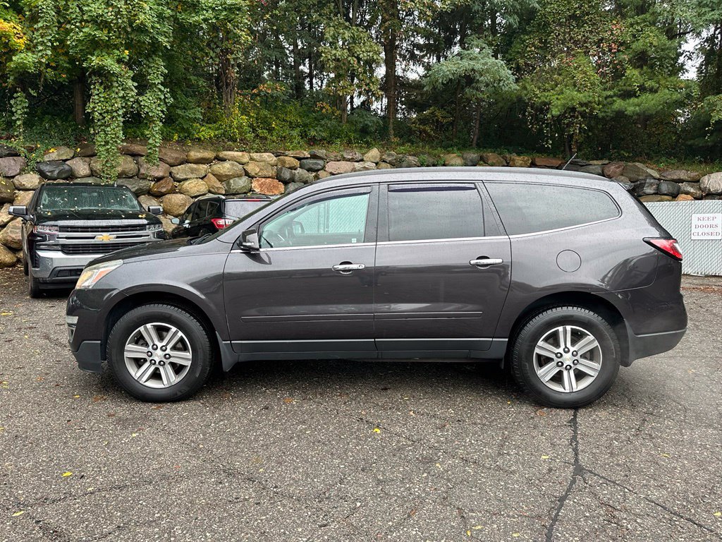 Used 2015 Chevrolet Traverse LT FWD image 2