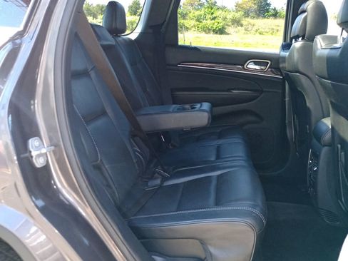 Used 2015 Jeep Grand Cherokee Overland w/ Advanced Technology Group image 21