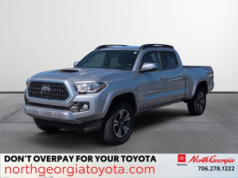 Used 2018 Toyota Tacoma TRD Sport image 1