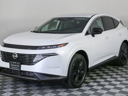 New 2025 Nissan Murano SV image 5