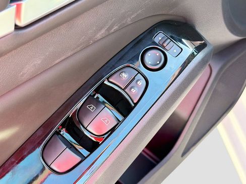 New 2025 Nissan Altima 2.5 SL image 18