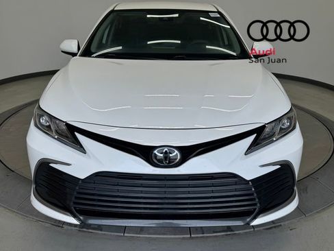 Used 2022 Toyota Camry LE image 10