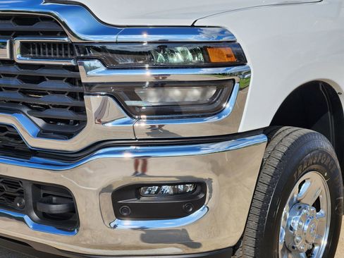 New 2026 RAM 2500 Tradesman w/ Chrome Appearance Group AWD/4WD image 10