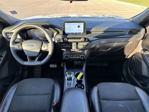 Certified 2023 Ford Escape ST-Line image 14