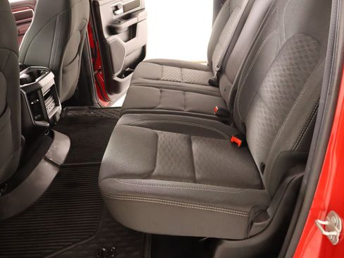 Used 2025 RAM 1500 Big Horn AWD/4WD image 13