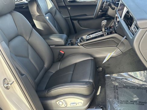 New 2026 Porsche Macan S image 20