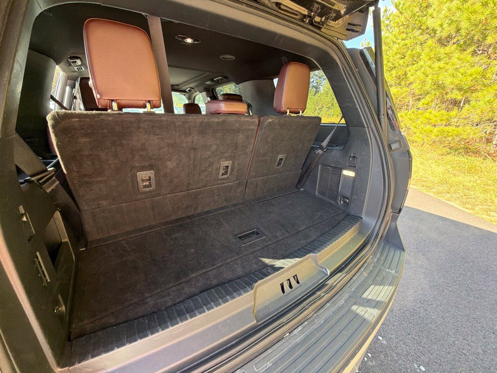 Used 2024 Ford Expedition Limited AWD/4WD image 16