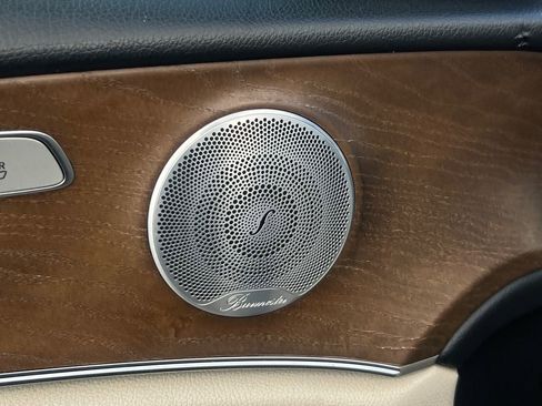 Used 2019 Mercedes-Benz E 300 image 21