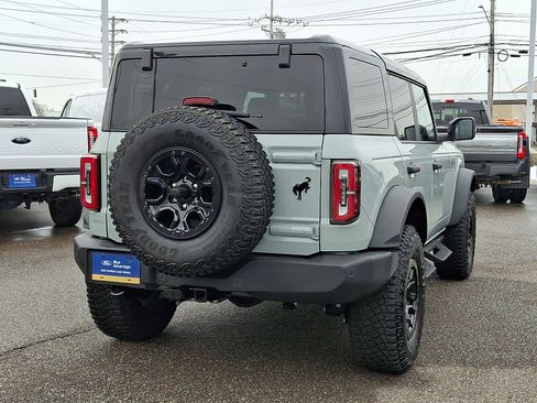 Used 2024 Ford Bronco Wildtrak image 10