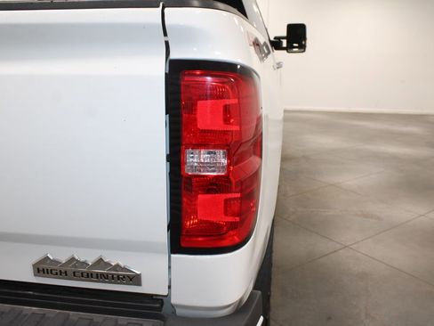 Used 2019 Chevrolet Silverado 2500 High Country w/ Duramax Plus Package image 14