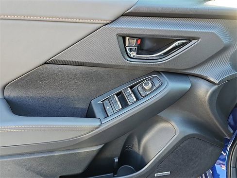 New 2025 Subaru Crosstrek 2.5i Limited image 10