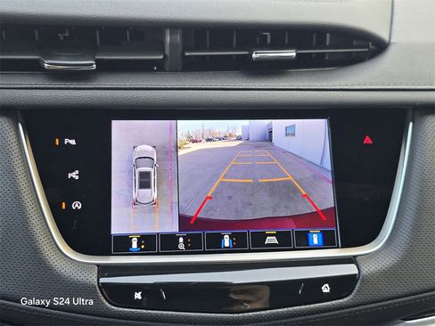 Used 2024 Cadillac XT5 Premium Luxury w/ Technology Package image 28