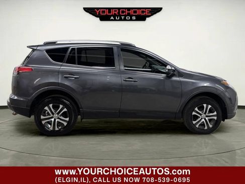 Used 2018 Toyota RAV4 LE AWD/4WD image 7