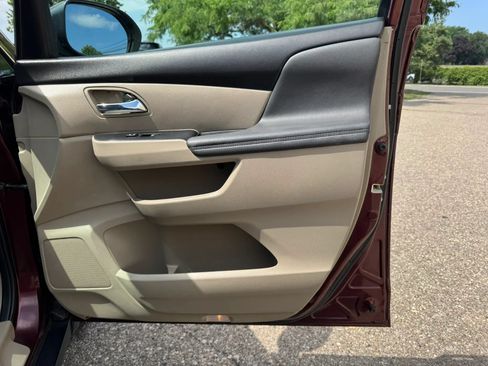 Used 2017 Honda Odyssey EX-L image 31