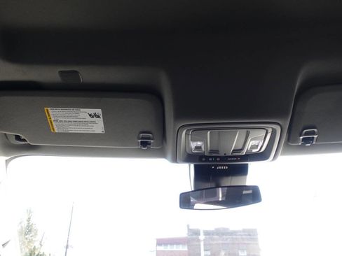 Used 2024 Chevrolet Silverado 1500 LT image 42