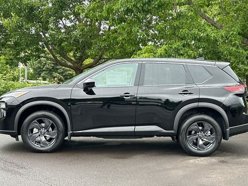 New 2026 Nissan Rogue SV AWD/4WD image 5