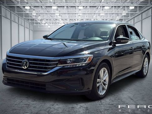 Used 2020 Volkswagen Passat 2.0T SE w/ Sunroof Package FWD image 1