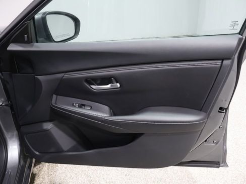 Used 2024 Nissan Sentra SV image 23