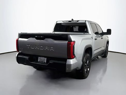 Used 2022 Toyota Tundra SR5 AWD/4WD image 7