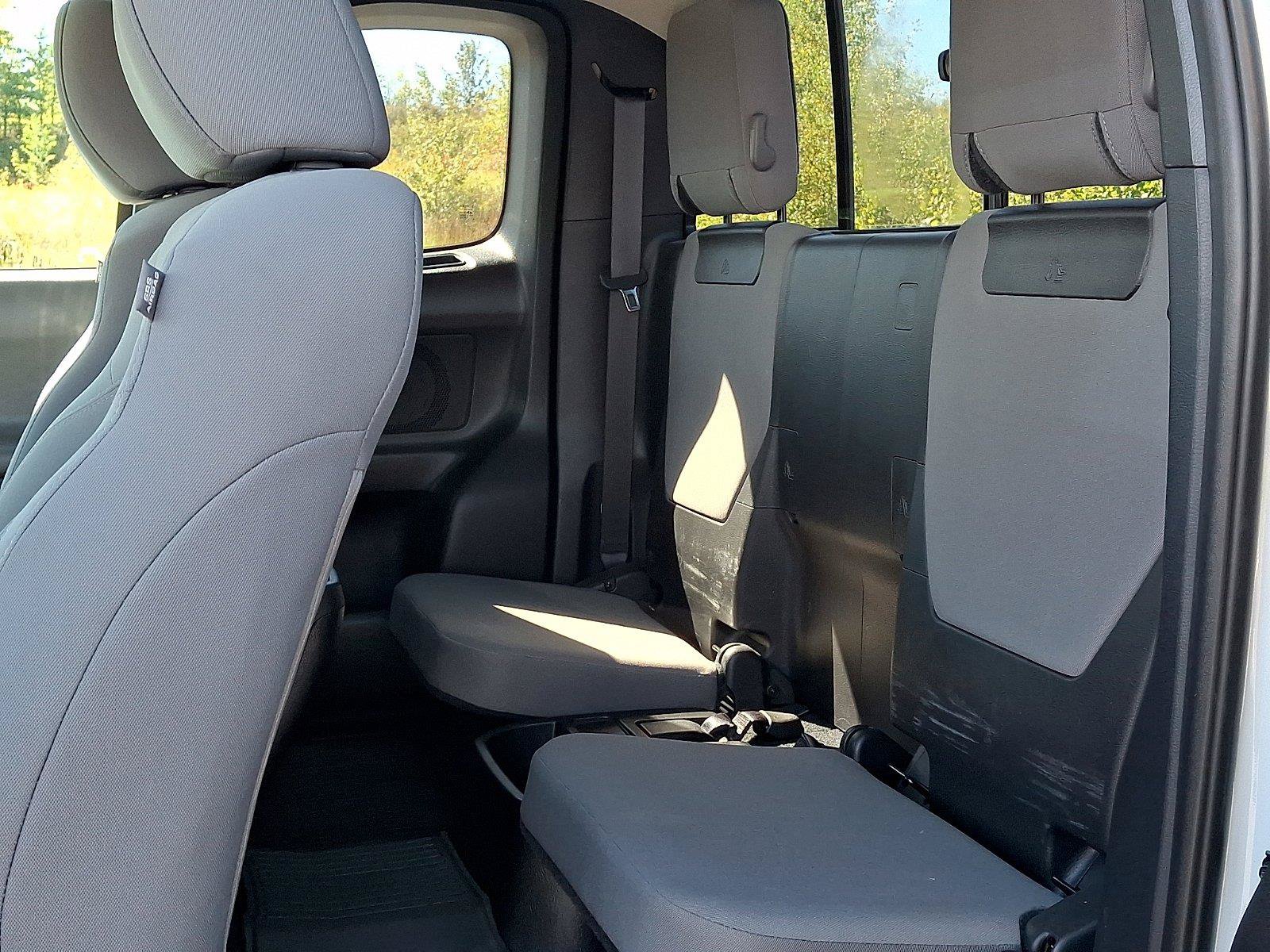 Used 2019 Toyota Tacoma SR w/ SX Package AWD/4WD image 9