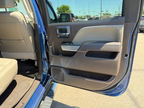 Used 2017 Chevrolet Silverado 1500 LTZ Z71 w/ LTZ Plus Package AWD/4WD image 12