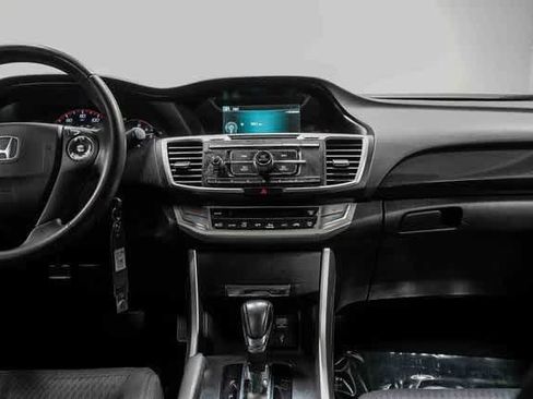 Used 2013 Honda Accord Sport image 13