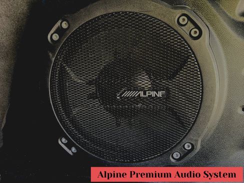 Used 2019 Jeep Wrangler Unlimited Sahara AWD/4WD image 12
