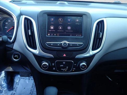Used 2021 Chevrolet Equinox LS w/ LS Convenience Package AWD/4WD image 16