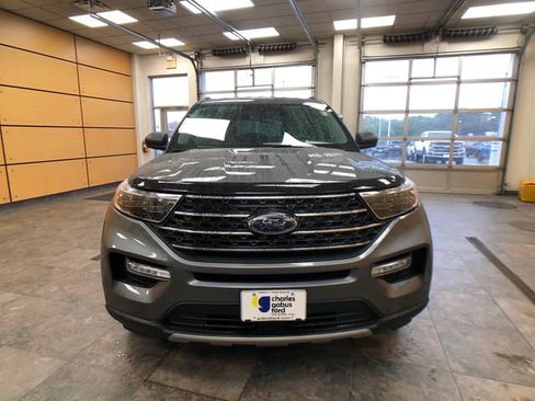 Certified 2023 Ford Explorer XLT w/ Equipment Group 202A AWD/4WD image 2