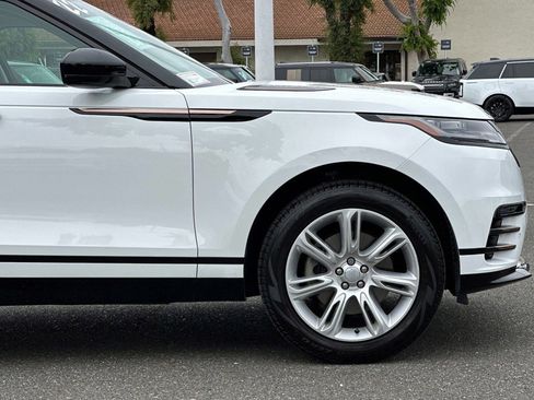 Certified 2022 Land Rover Range Rover Velar R-Dynamic S AWD/4WD image 36