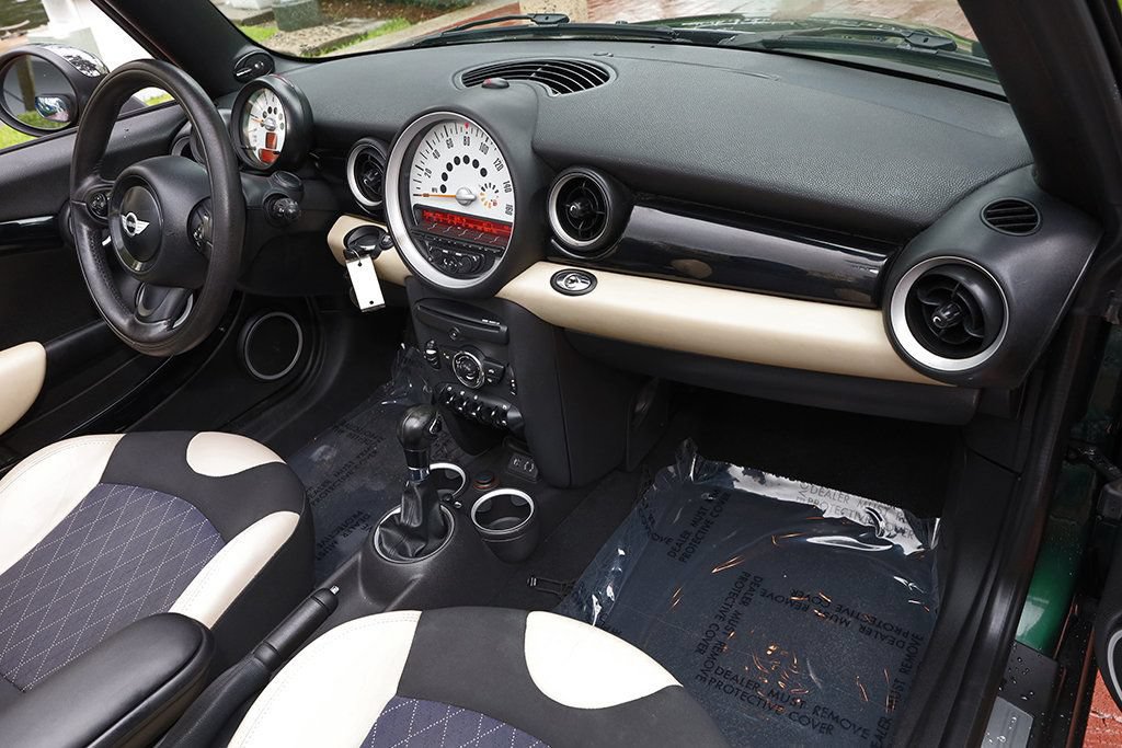 Used 2013 MINI Cooper Convertible FWD image 33