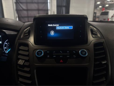 Used 2022 Ford Transit Connect XL FWD image 18