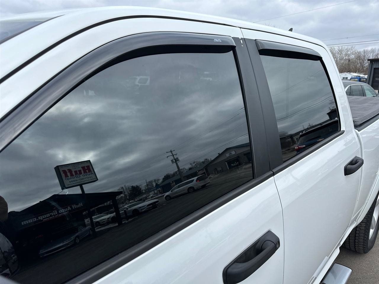 Used 2018 RAM 1500 Outdoorsman AWD/4WD image 18