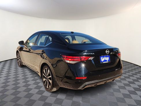 Used 2025 Nissan Sentra SV w/ SV Premium Package image 3