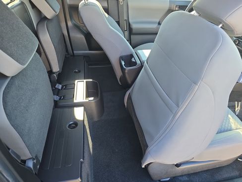 Used 2023 Toyota Tacoma SR image 12