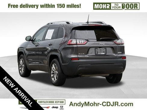 Used 2019 Jeep Cherokee Latitude Plus w/ Cold Weather Group image 5