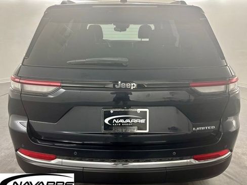 Used 2024 Jeep Grand Cherokee Limited w/ Trailer Tow Package image 7
