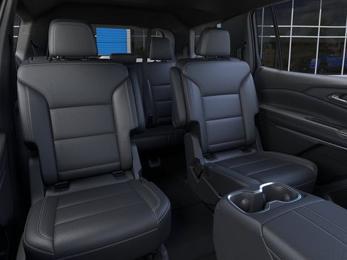 New 2026 Chevrolet Traverse LT w/ Sun and Wheel Package AWD/4WD image 17
